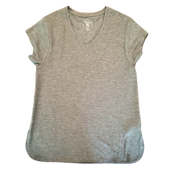 NWOT Asics Gray/Green Cap Sleeve V-neck T-Shirt size Medium - Picture 1 of 10